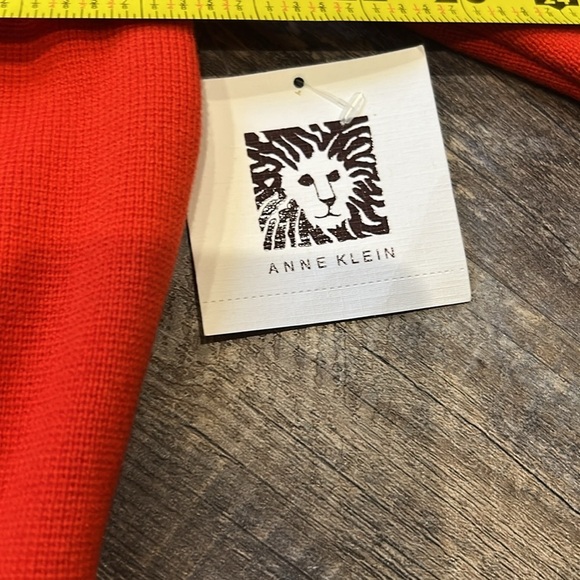 NWT Anne Klein red jacket beautiful black leather buttons , size large - Picture 6 of 13